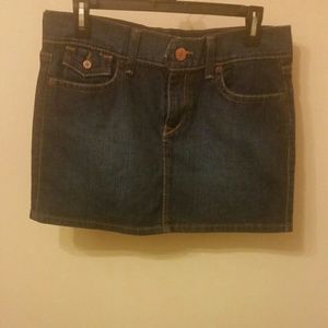 Very cute dark was denim skirt