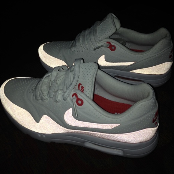 Nike Air Max 1 Ultra Moire - Picture 2 of 2