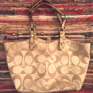 Coach Signature C Tote