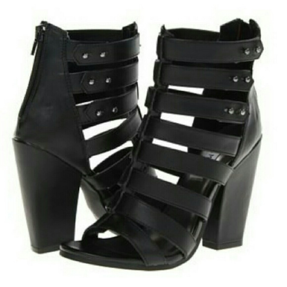 Steve Madden Petra Sandal