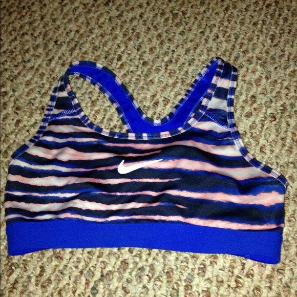 nike sports bra