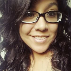 Meet your Posher, Ana