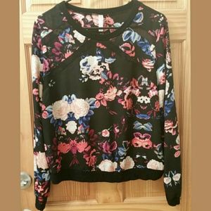 Floral Print Long Sleeve Top