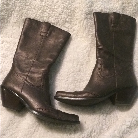 Metallic  copper western boots