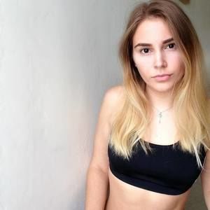 Meet your Posher, Esther