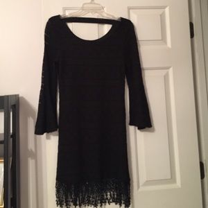 Short Detailed Black dress