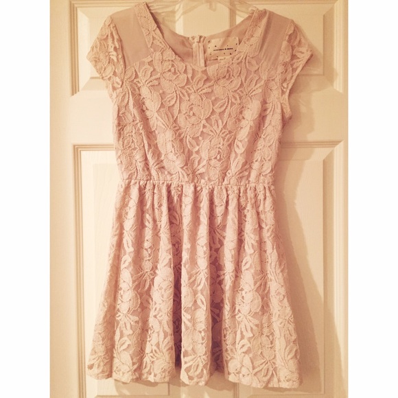 Lace UrbanOutfitters Dress
