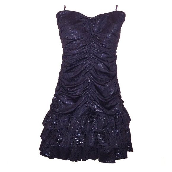Black Bebe cocktail dress 😍