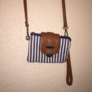 Navy wristlet