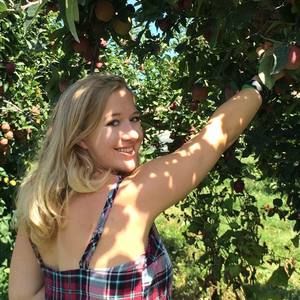 Meet your Posher, Catherine