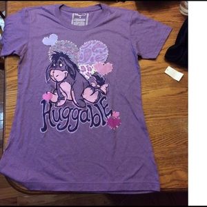 Medium eeyore shirt