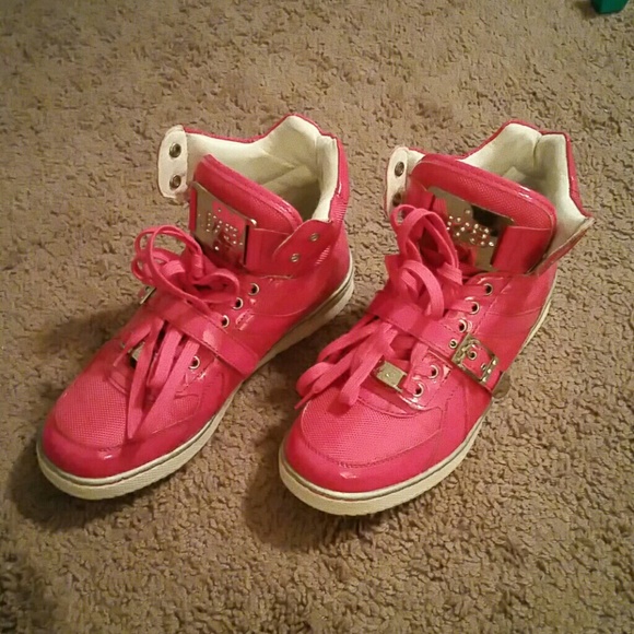 Jump J75 Shoes - High top sneaker
