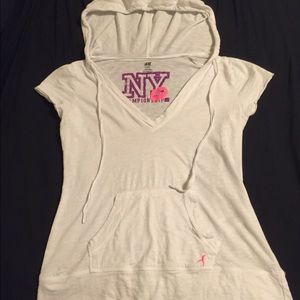 H&M sport white t-shirt