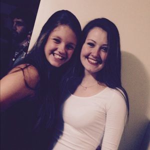 Meet your Posher, Abigail