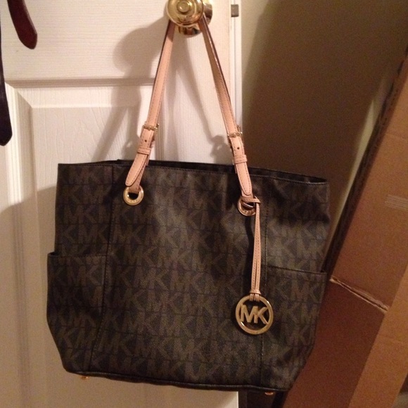 Authentic Michael Kors leather purse