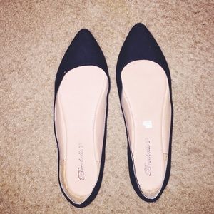 POINTED TOE FLATS❗️BRAND NEW WITH BOX❗️