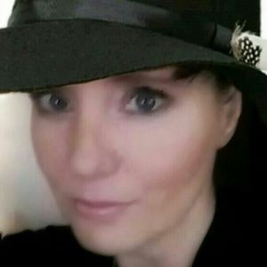 Meet your Posher, Londa