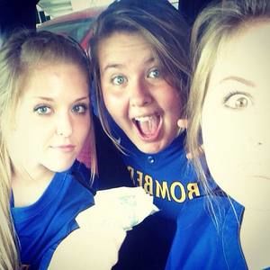 Meet your Posher, Abby