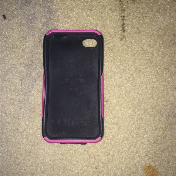 iPhone 4 otterbox - Picture 2 of 2
