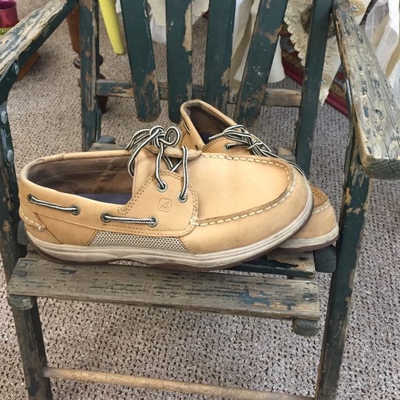 Sperry boat shoes