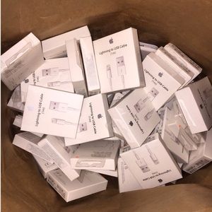 Brand new Apple charger cords (1m)