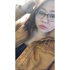 Meet your Posher, Dani