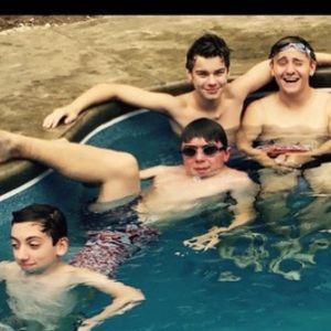 Meet your Posher, Sam