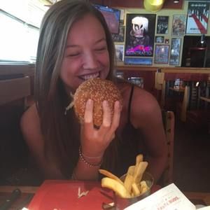 Meet your Posher, Madelyn