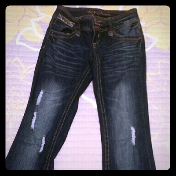 Ariya Jeans
