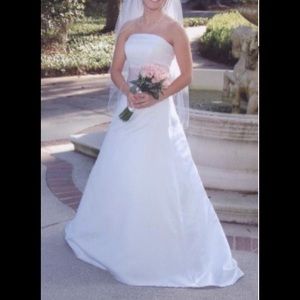 David's Bridal white wedding dress, size 0