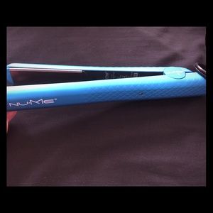 Teal Nume hair straightener