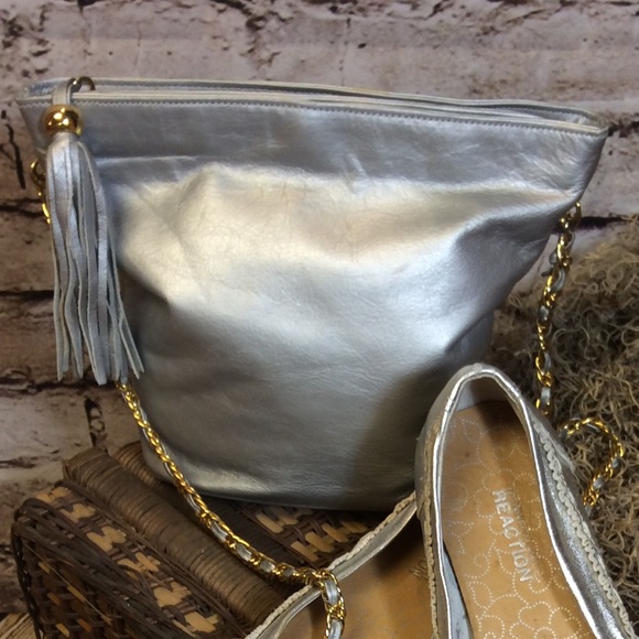Portofino Collection Handbags - VINTAGE PORTOFINA COLLECTION SILVER CROSS BODY BAG