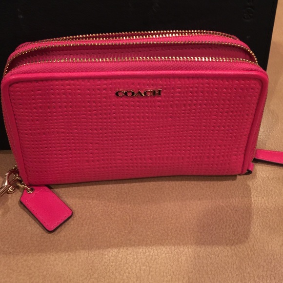 Coach pink wristlet pebble leather wallet