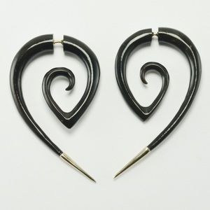 Silver Tipped Dragon Tattoo Fake Gauge Earrings