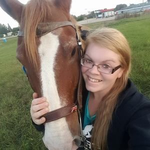 Meet your Posher, Erinn