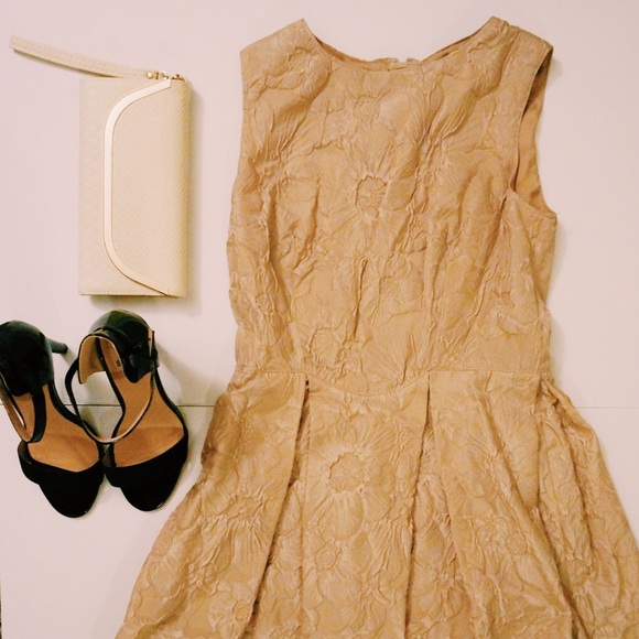 Max Studio Khaki flower dress