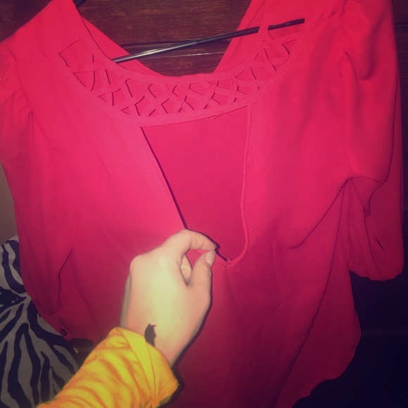 bright red Windsor shirt, open in bag. will bundle - Picture 1 of 4