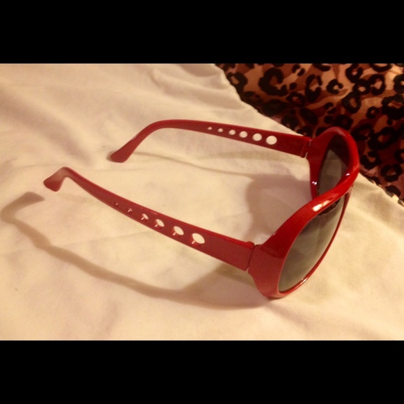 Red frame glasses👀👓❤️ - Picture 3 of 3