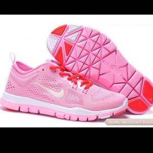 NIKE air running shoes