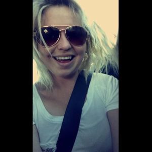 Meet your Posher, Kali