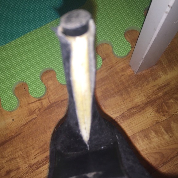 High heels - Picture 3 of 4