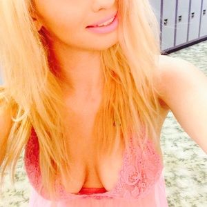 Meet your Posher, Ash