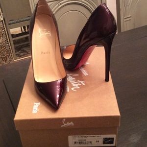 BRAND NEW Pigalle 120 metal patent calf rouge noir