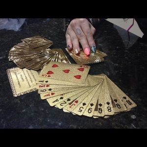 Meet your Posher, Denise