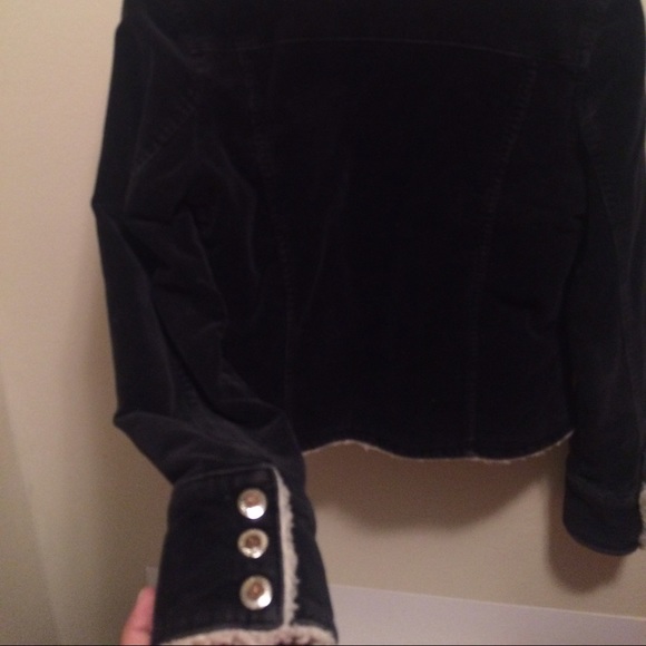 Cozy Jacket - Picture 3 of 3