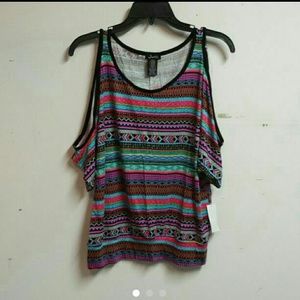 💡Sm Open shoulder top