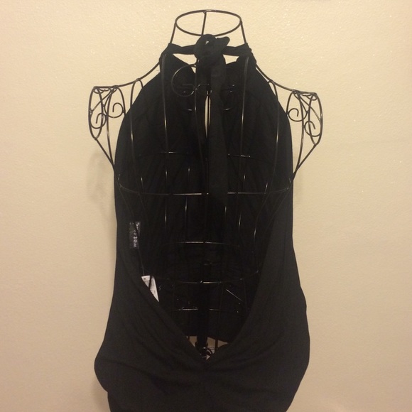 Too - Picture 4 of 4