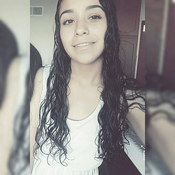 Meet your Posher, Marian