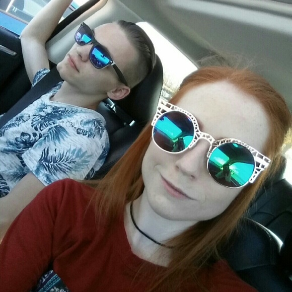 Meet your Posher, Chelsea - Picture 4 of 4