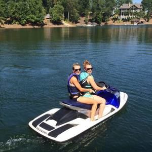 Meet your Posher, Molly